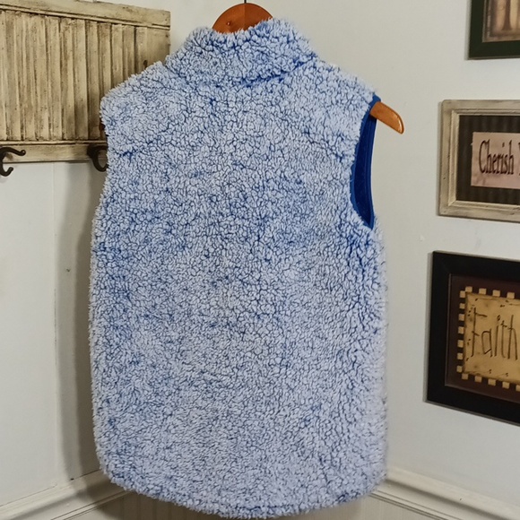 Faux fur vest - Picture 6 of 6